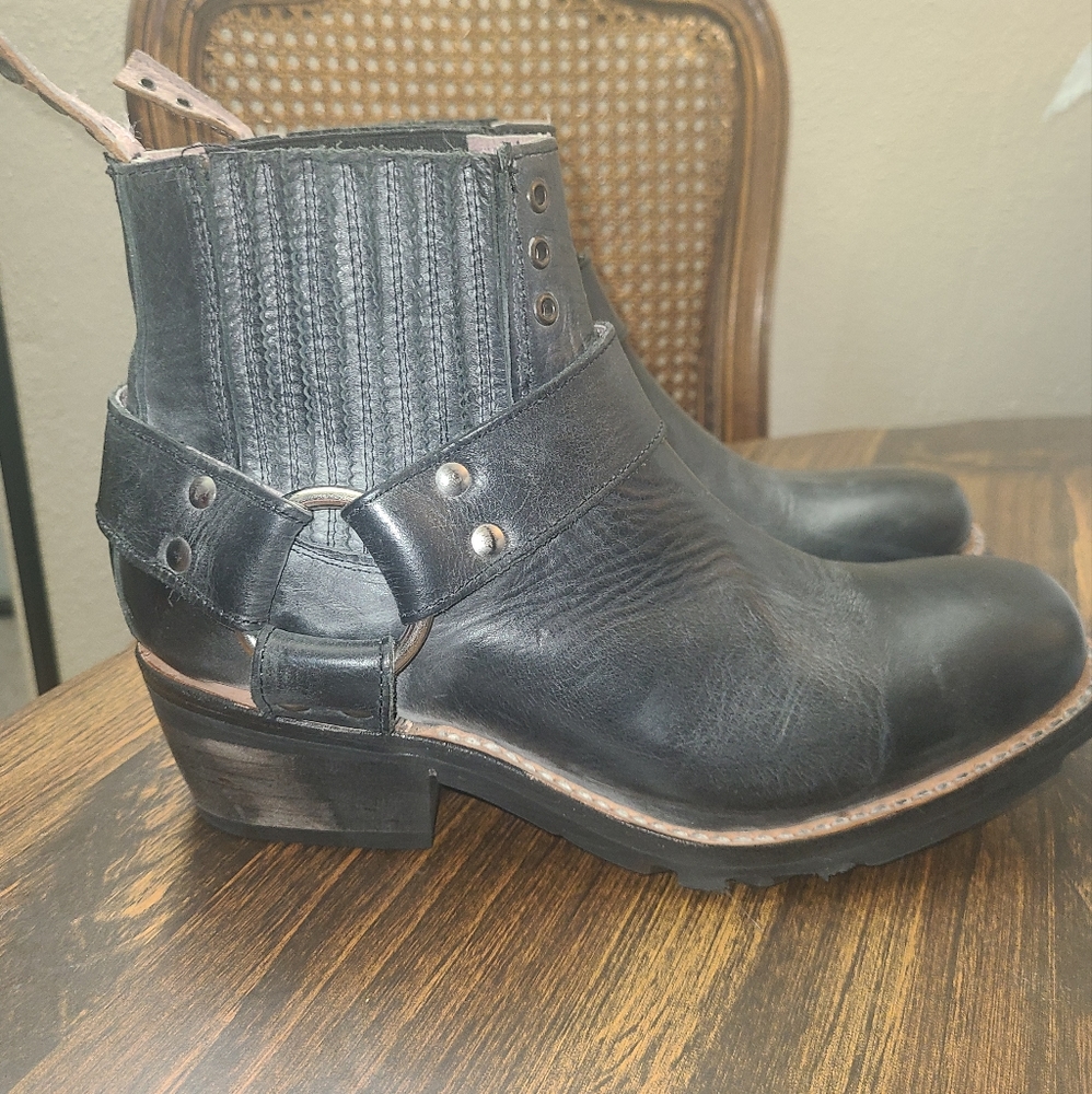 Freebird by Steven Whiskey, Size 9